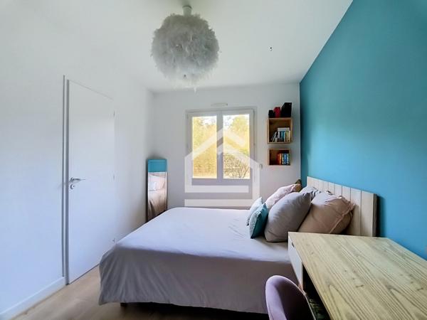 Maison 5 pièce(s) 3 chambre(s) 157 m²