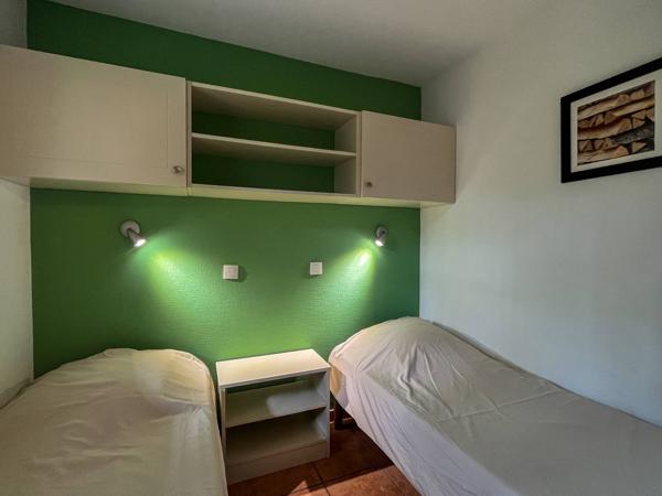 Appartement à vendre à Lacanau Océan dans résidence avec piscine T2 en rez de jardin : Domaine du Golf