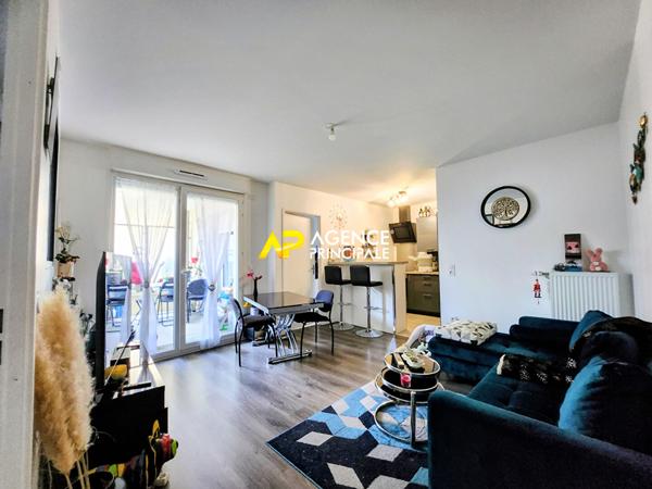 Appartement 3 pièces, 2 chambres avec terrasse et parking à 5 minutes à pied de la gare du centre ville d'ARGENTEUIL €254 400 ** - Référence 4470