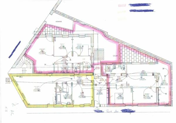 LUNEVILLE ENSEMBLE DE 3 APPARTEMENTS. 2 F3 & 1F2 PARFAIT ETAT PROCHE GARE.