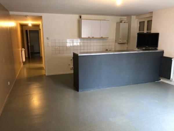 LUNEVILLE ENSEMBLE DE 3 APPARTEMENTS. 2 F3 & 1F2 PARFAIT ETAT PROCHE GARE.