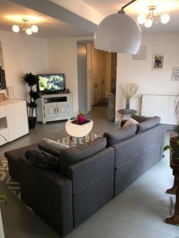 LUNEVILLE ENSEMBLE DE 3 APPARTEMENTS. 2 F3 & 1F2 PARFAIT ETAT PROCHE GARE.