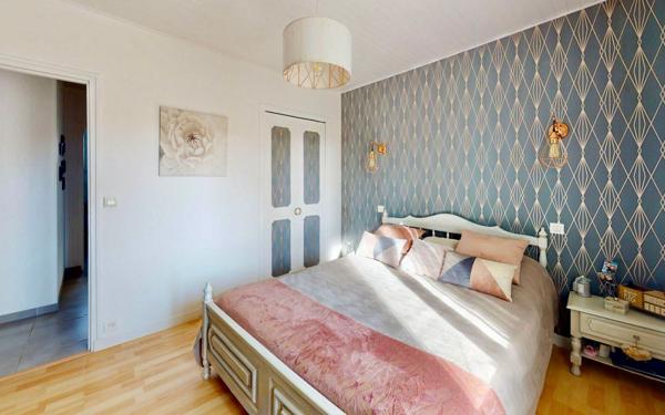 Maison à vendre    6 pièces •  Plouray