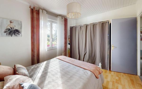 Maison à vendre    6 pièces •  Plouray