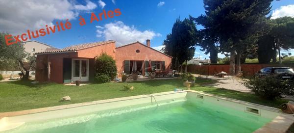 Villa de  229  m2 à Arles - Grand terrain - Potentiel gîtes à développer