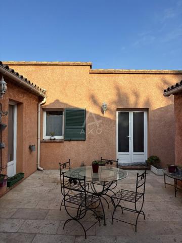 Villa de  229  m2 à Arles - Grand terrain - Potentiel gîtes à développer