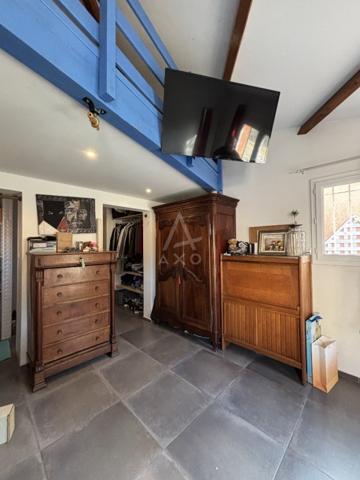 Villa de  229  m2 à Arles - Grand terrain - Potentiel gîtes à développer