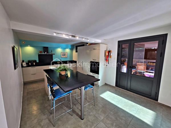 Maison traditionnelle de 202 m²