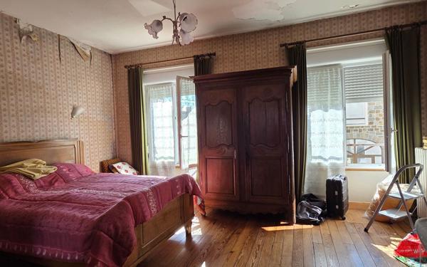 Maison à vendre    6 pièces •  Rânes