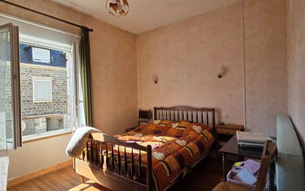 Maison à vendre    6 pièces •  Rânes