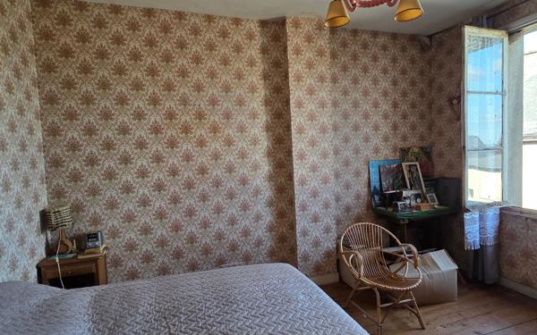 Maison à vendre    6 pièces •  Rânes