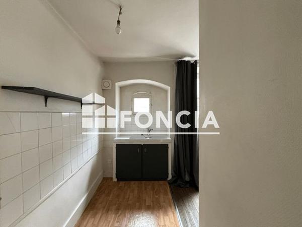 Location Appartement 2 pièces 45.6 m² - 7 RUE DU PALAIS Blois 41000