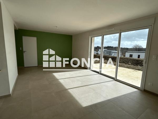 Location Maison 4 pièces 95.5 m² - CHEMIN DES LAVANDIERES Saint-quay-perros 22700
