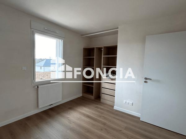 Location Maison 4 pièces 95.5 m² - CHEMIN DES LAVANDIERES Saint-quay-perros 22700