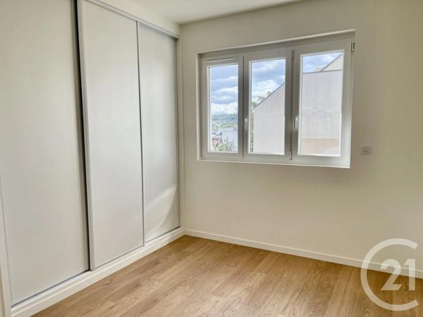 Appartement T4 à vendre  3 pièces - 104,80 m 2   ROUEN  - 76
