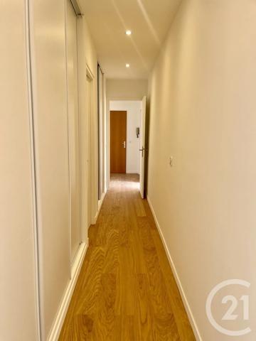Appartement T4 à vendre  3 pièces - 104,80 m 2   ROUEN  - 76