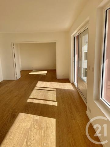 Appartement T4 à vendre  3 pièces - 104,80 m 2   ROUEN  - 76