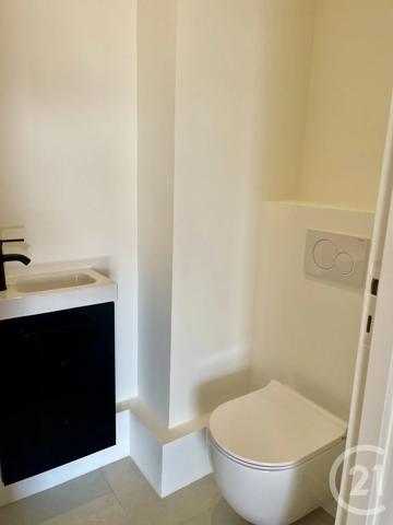 Appartement T4 à vendre  3 pièces - 104,80 m 2   ROUEN  - 76