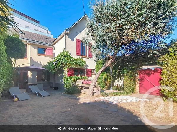 Appartement T4 à vendre  3 pièces - 104,80 m 2   ROUEN  - 76