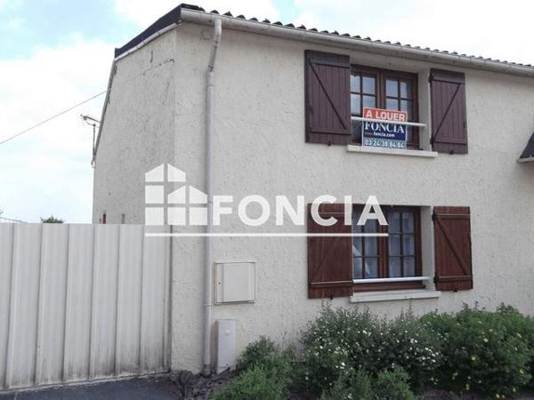 Location Studio 47.7 m² - 24 TER ROUTE DE CHARLEVILLE Novy Chevrieres 08300