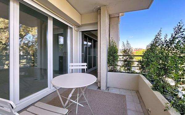 Appartement à vendre    3 pièces • 61,13 m2 Cagnes-sur-Mer