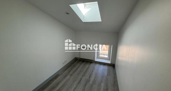 Location Maison 5 pièces 110.95 m² - Beausemblant 26240