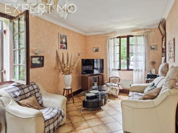 Tocane-Saint-Apre (24350) Proche Périgueux, Tocane, Maison Périgourdine, 150m², Hangar 200m² sur un terrain de 7500m², idéal Artisan