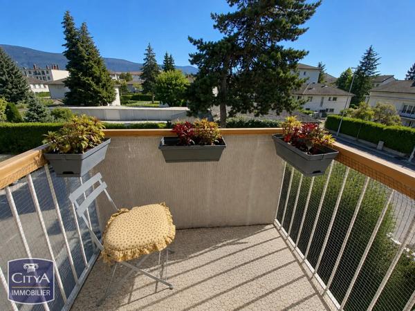 Appartement à vendre 3 pièces 61m² Saint-Marcellin (38160)