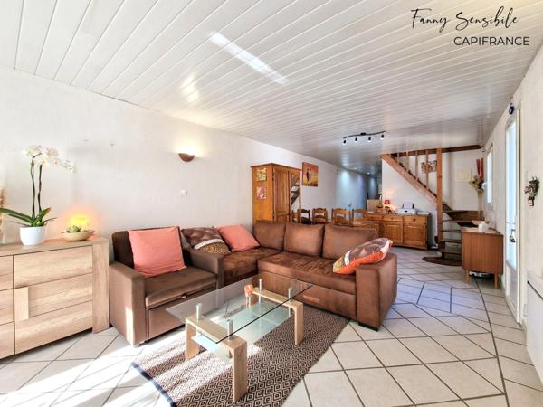 Maison avec appartement indépendant, piscine et garage – Double habitation avec potentiel locatif