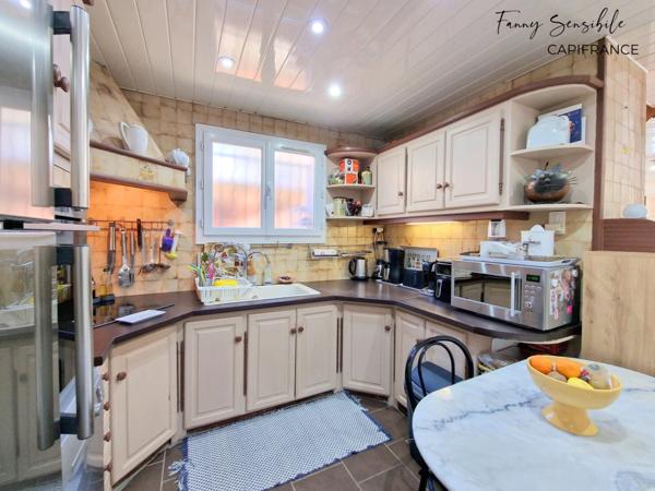 Maison avec appartement indépendant, piscine et garage – Double habitation avec potentiel locatif