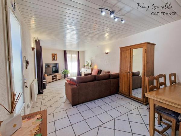 Maison avec appartement indépendant, piscine et garage – Double habitation avec potentiel locatif