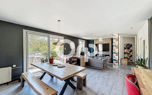 Maison à vendre    4 pièces •  Brive-la-Gaillarde