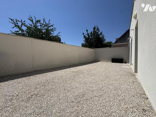 Appartement avec extérieur, stationnement et 3 chambres