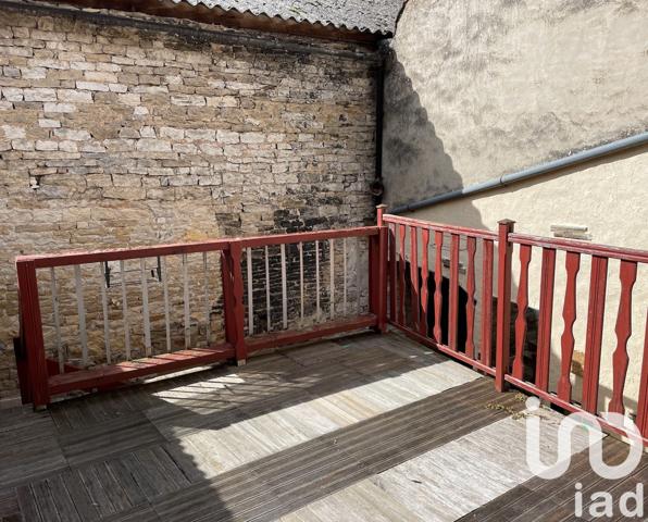 Maison de village 3 pièces de 73 m² à Noyers (89310)