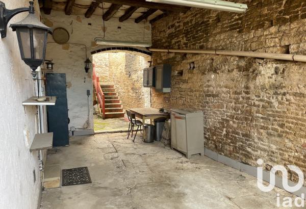 Maison de village 3 pièces de 73 m² à Noyers (89310)