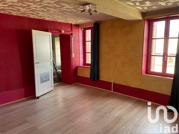 Maison de village 3 pièces de 73 m² à Noyers (89310)