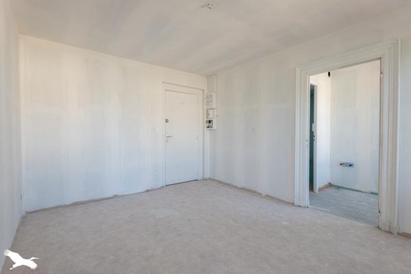 Immeuble à vendre 328 290 € Saintes 203 m² DPE D