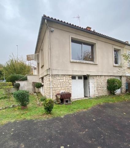 Angoulême. Maison mitoyenne 83 m² sur sous-sol