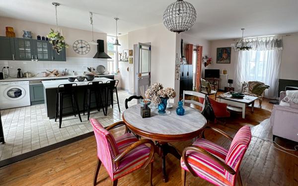 Maison à vendre    6 pièces • 122 m2 Périgueux