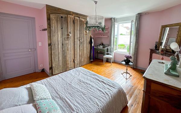 Maison à vendre    6 pièces • 122 m2 Périgueux