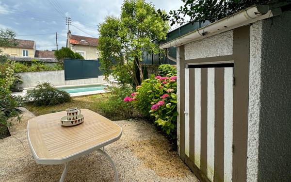 Maison à vendre    6 pièces • 122 m2 Périgueux