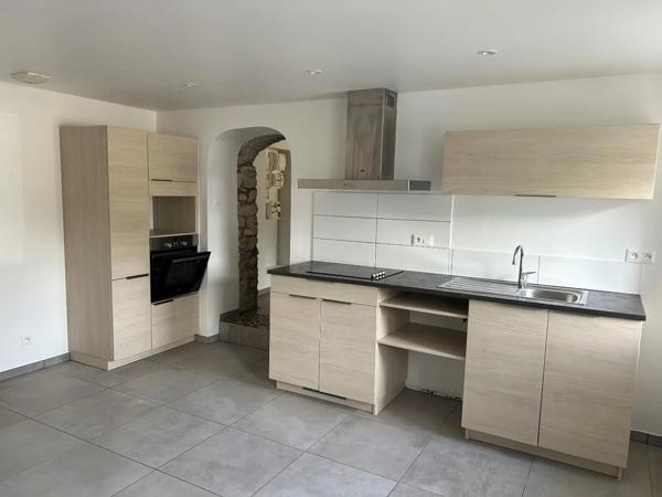 Appartement à louer 5 pièces 116.52m²