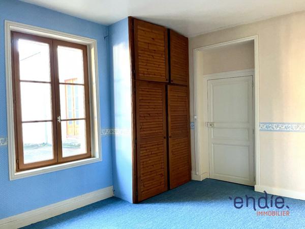 MAISON DE VILLE A MONCONTOUR DE 140 m² 4 CHAMBRES