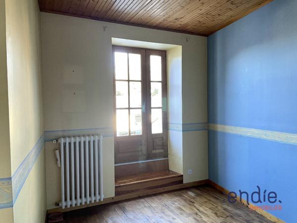 MAISON DE VILLE A MONCONTOUR DE 140 m² 4 CHAMBRES