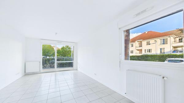 Beau 3 pièces avec terrasse et double parking !