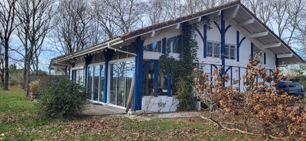 Maison à vendre 5 pièces SOUSTONS (40)