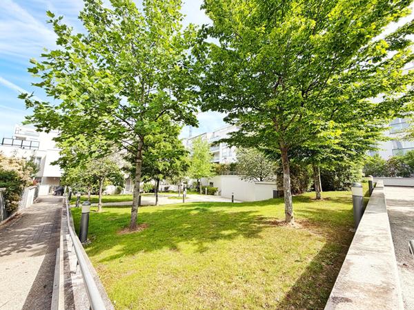 Maison Nanterre 4 pièce(s)