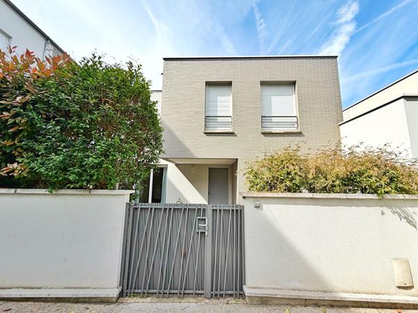 Maison Nanterre 4 pièce(s)