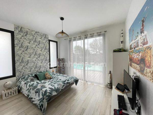 CAZAUX (33260) – MAISON CONTEMPORAINE – 5 SUITES PARENTALES – PISCINE – PROPRIÉTÉ DU CANAL – SANS VIS-À-VIS – GARAGE