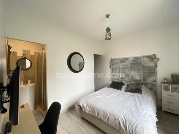 CAZAUX (33260) – MAISON CONTEMPORAINE – 5 SUITES PARENTALES – PISCINE – PROPRIÉTÉ DU CANAL – SANS VIS-À-VIS – GARAGE